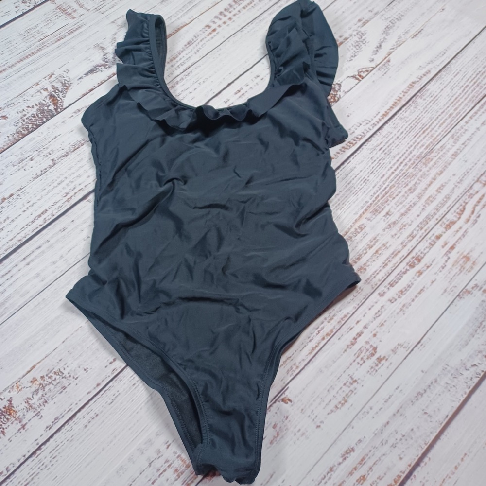 Sugar‎ Coast One Piece Swimsuit Women M Black Excellent Ruffle Scoop Back Pads